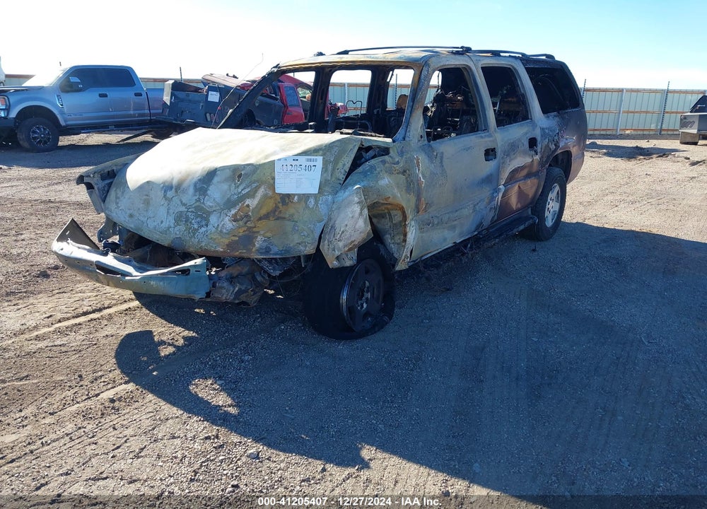 2004 CHEVROLET SUBURBAN 1500 LT VIN: 3GNEC16Z24G318784