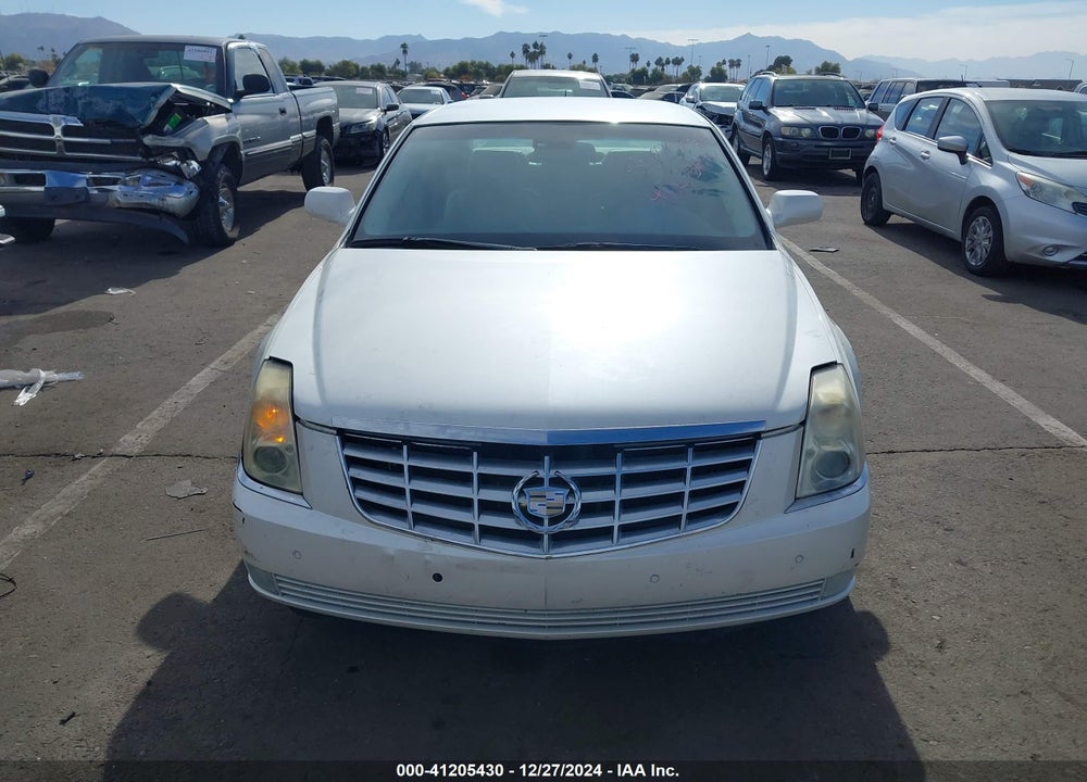 2008 CADILLAC DTS VIN: 1G6KD57Y98U184304