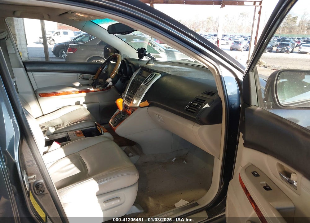 2005 LEXUS RX 330 VIN: 2T2HA31U15C055651