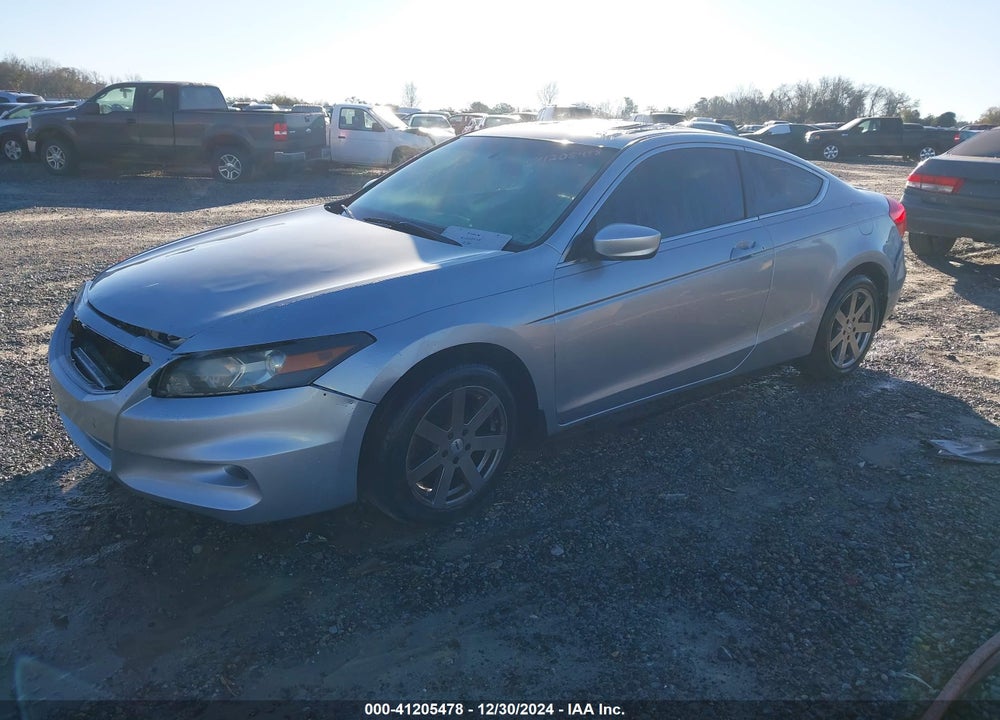 2011 HONDA ACCORD VIN: 1HGCS1B81BA006002