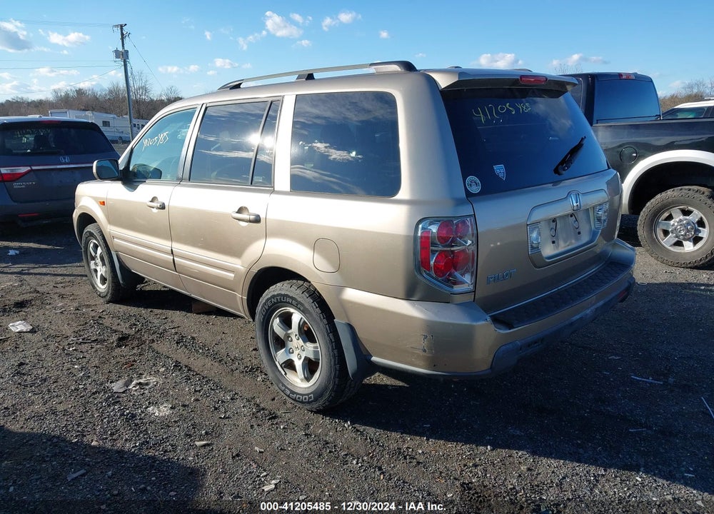 2006 HONDA PILOT EX-L VIN: 5FNYF28646B029646