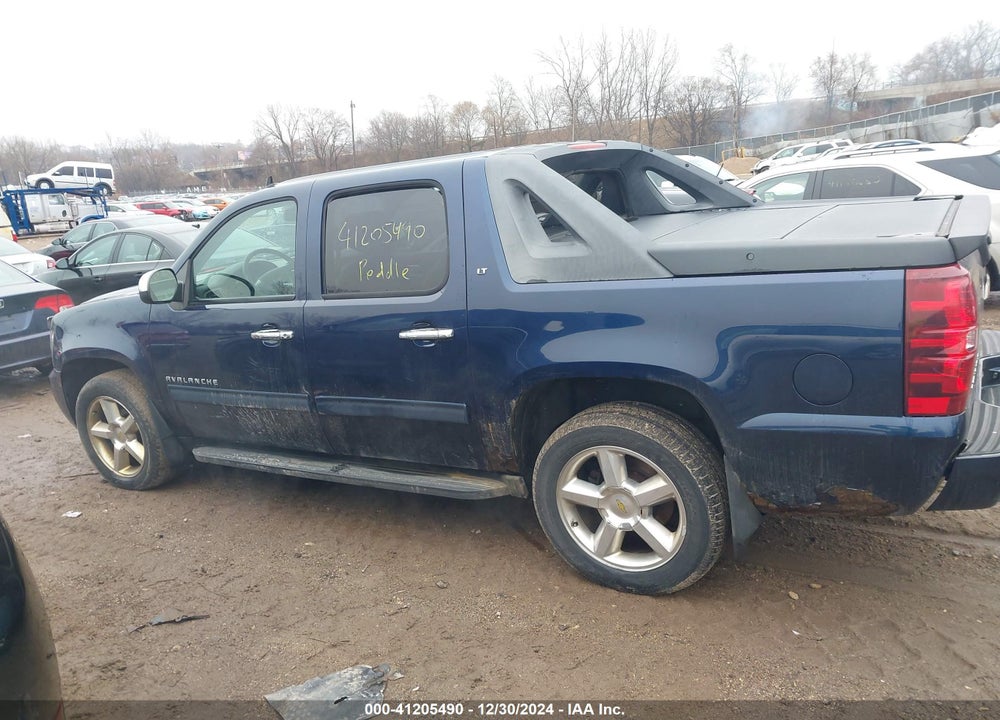 2012 CHEVROLET AVALANCHE 1500 LT1 VIN: 3GNTKFE72CG257670