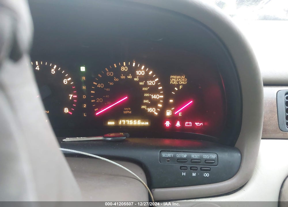 1996 LEXUS SC 300 VIN: JT8CD32ZXT0033623