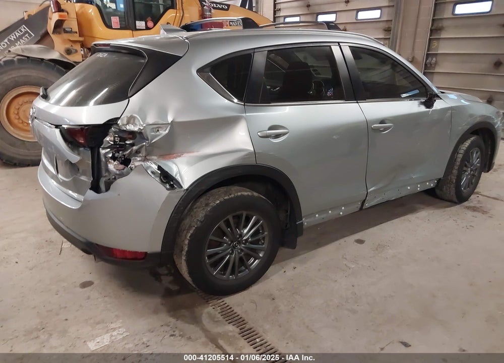 2018 MAZDA CX-5 SPORT VIN: JM3KFBBM3J0336186