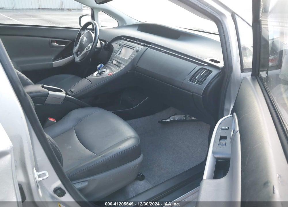 2015 TOYOTA PRIUS VIN: JTDKN3DU1F2002328