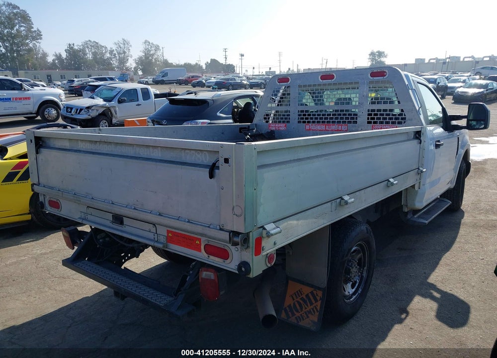2017 FORD F-250 XL VIN: 1FDBF2A61HEC86652