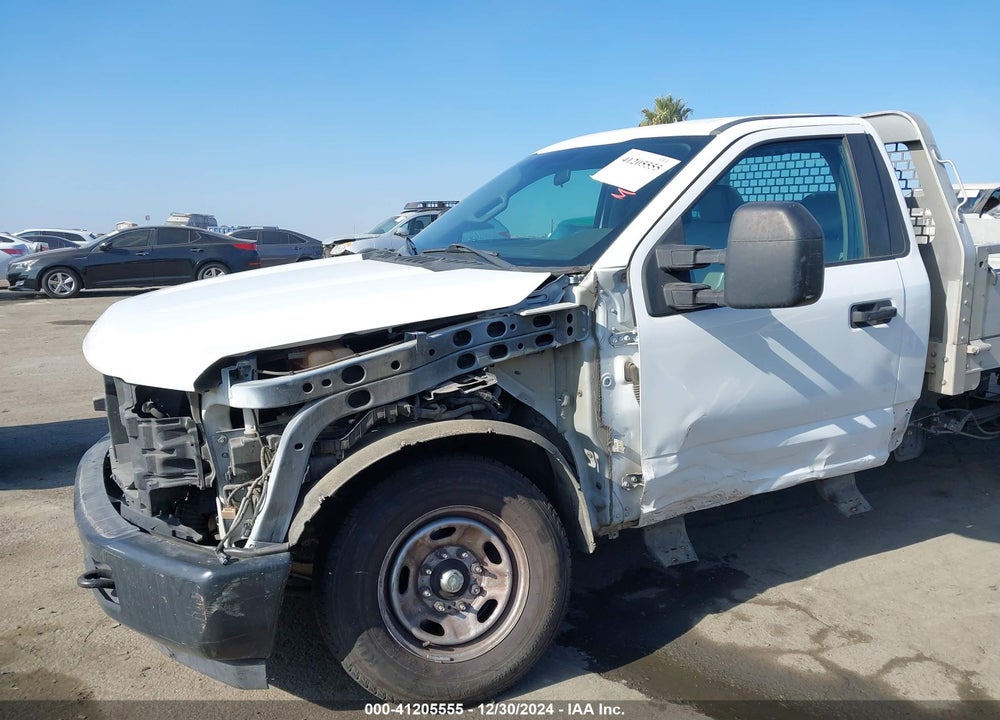 2017 FORD F-250 XL VIN: 1FDBF2A61HEC86652