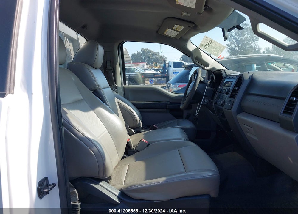 2017 FORD F-250 XL VIN: 1FDBF2A61HEC86652