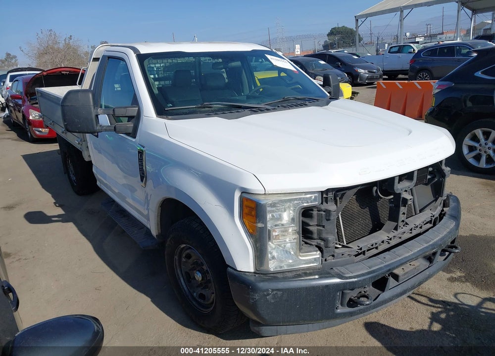 2017 FORD F-250 XL VIN: 1FDBF2A61HEC86652