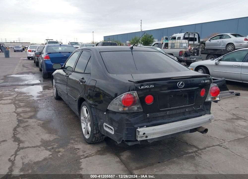 2004 LEXUS IS 300 VIN: JTHBD192X40082198