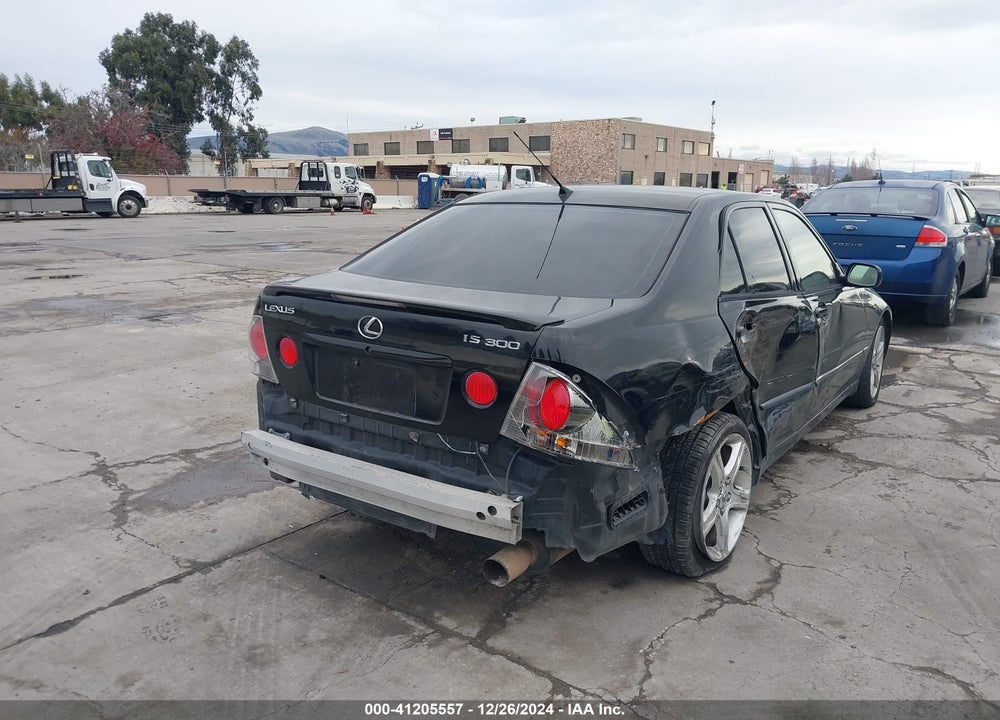 2004 LEXUS IS 300 VIN: JTHBD192X40082198