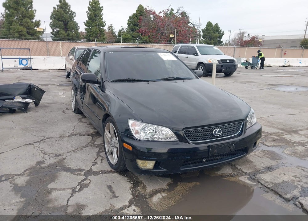 2004 LEXUS IS 300 VIN: JTHBD192X40082198