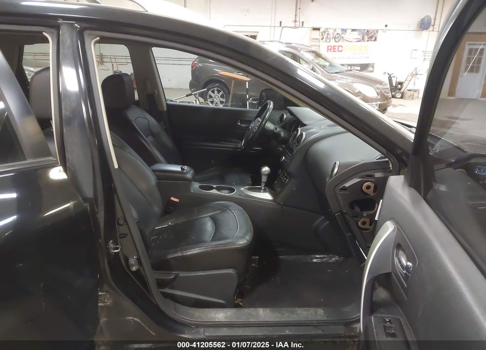 2010 NISSAN ROGUE VIN: JN8AS5MV9AW132985