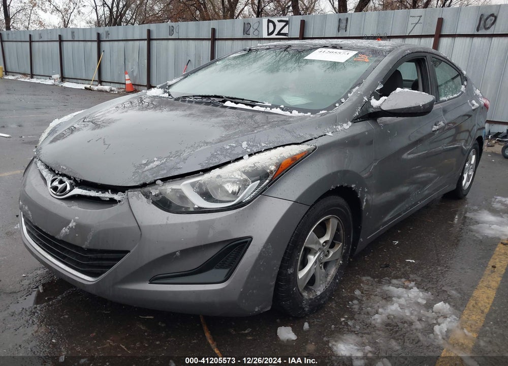 2014 HYUNDAI ELANTRA SE VIN: 5NPDH4AE2EH460153