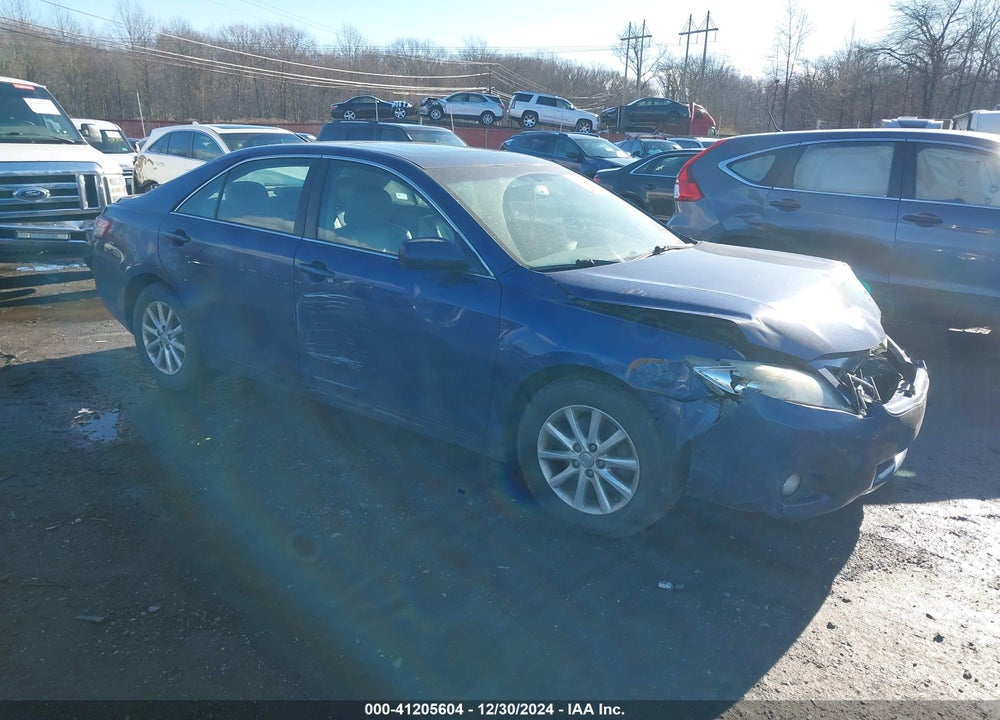 2011 TOYOTA CAMRY XLE VIN: 4T1BF3EKXBU700683