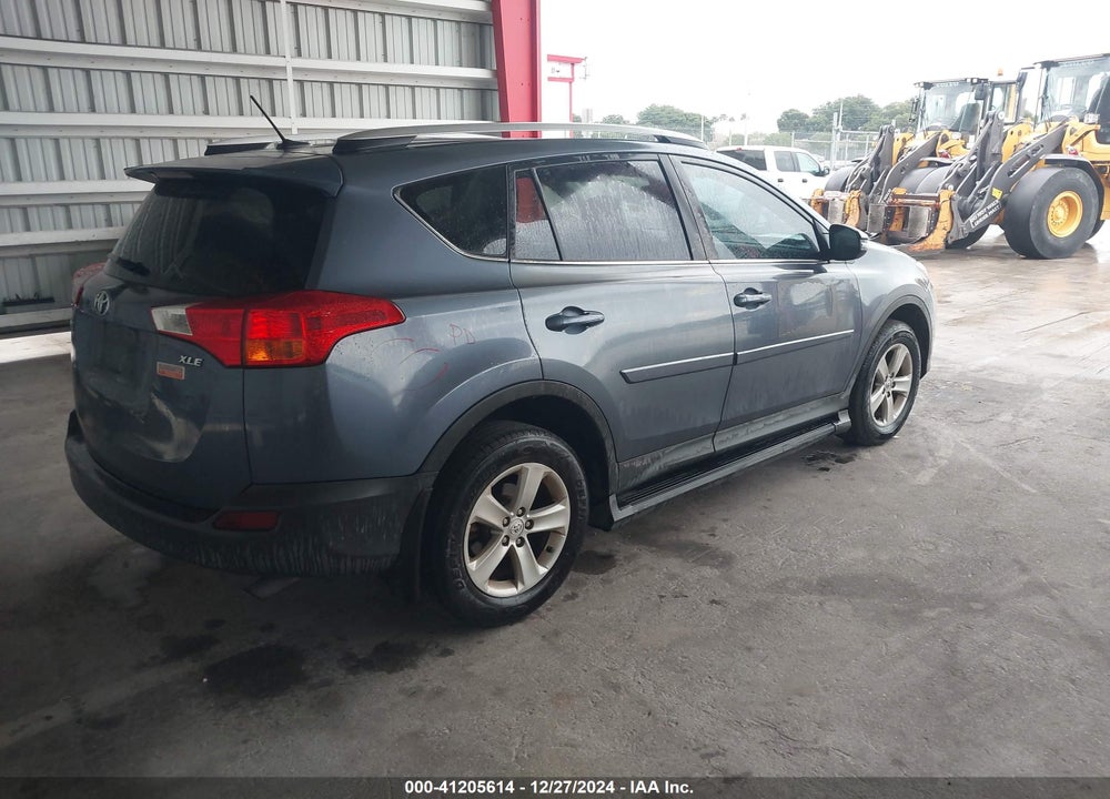2013 TOYOTA RAV4 XLE VIN: 2T3WFREV7DW048498