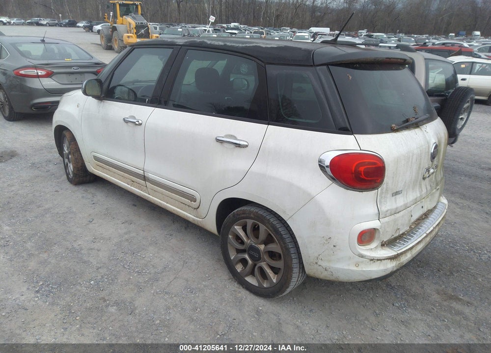2014 FIAT 500L VIN: ZFBCFACH9EZ004072