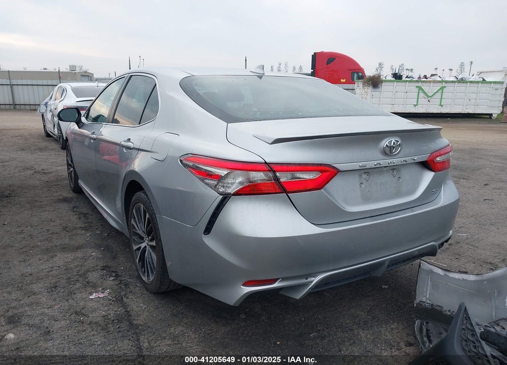 2019 TOYOTA CAMRY VIN: 4T1B11HK6KU710786