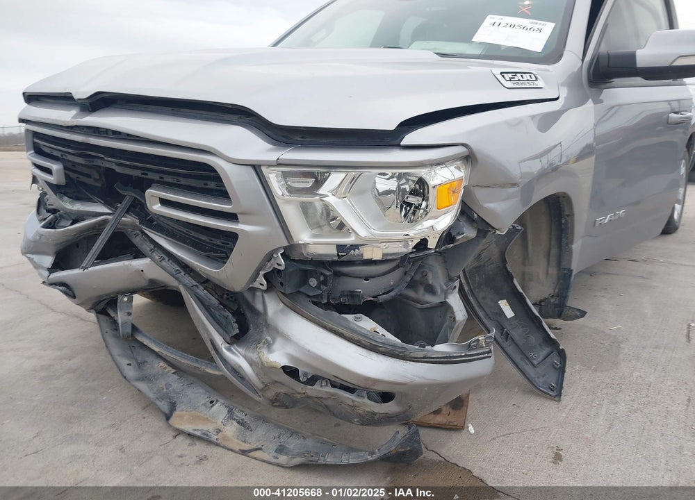 2019 RAM 1500 VIN: 1C6RREFT5KN891217