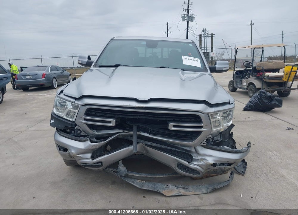 2019 RAM 1500 VIN: 1C6RREFT5KN891217