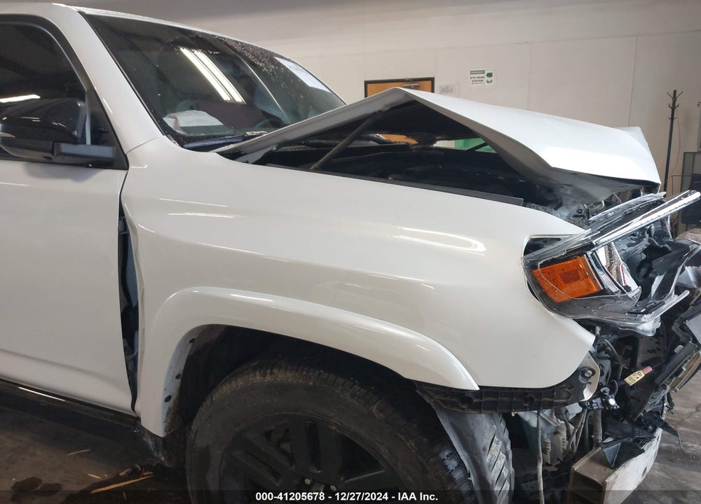 2019 TOYOTA 4RUNNER LIMITED NIGHTSHADE VIN: JTEBU5JR1K5678488