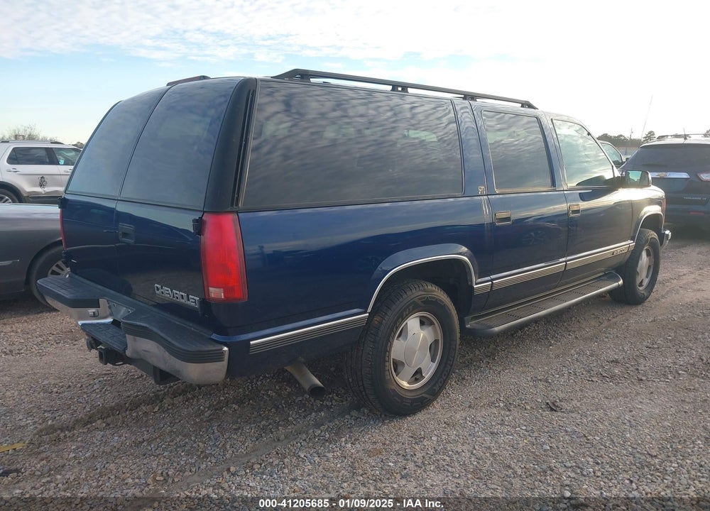 1998 CHEVROLET SUBURBAN 1500 VIN: 3GNFK16R9WG148739