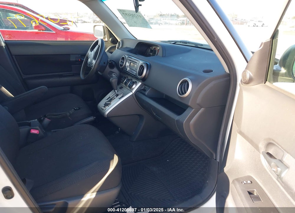 2010 SCION XB VIN: JTLZE4FE6A1103989
