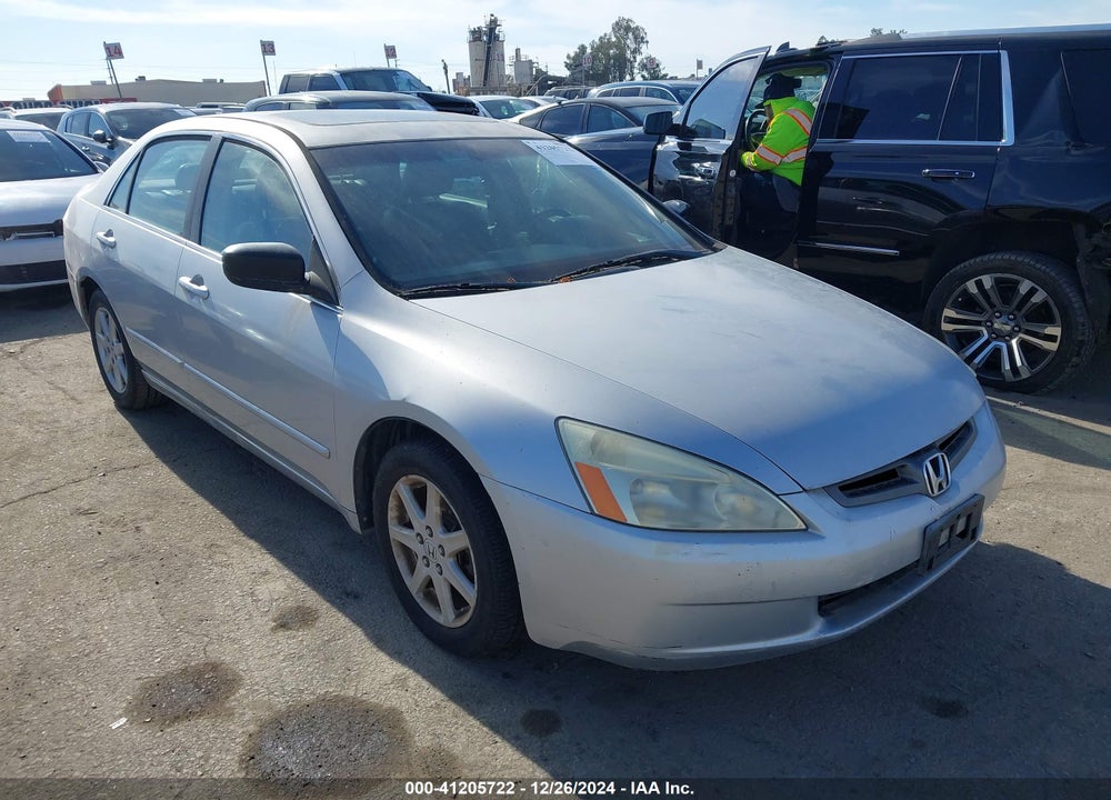 2003 HONDA ACCORD 3.0 EX VIN: 1HGCM66533A003420
