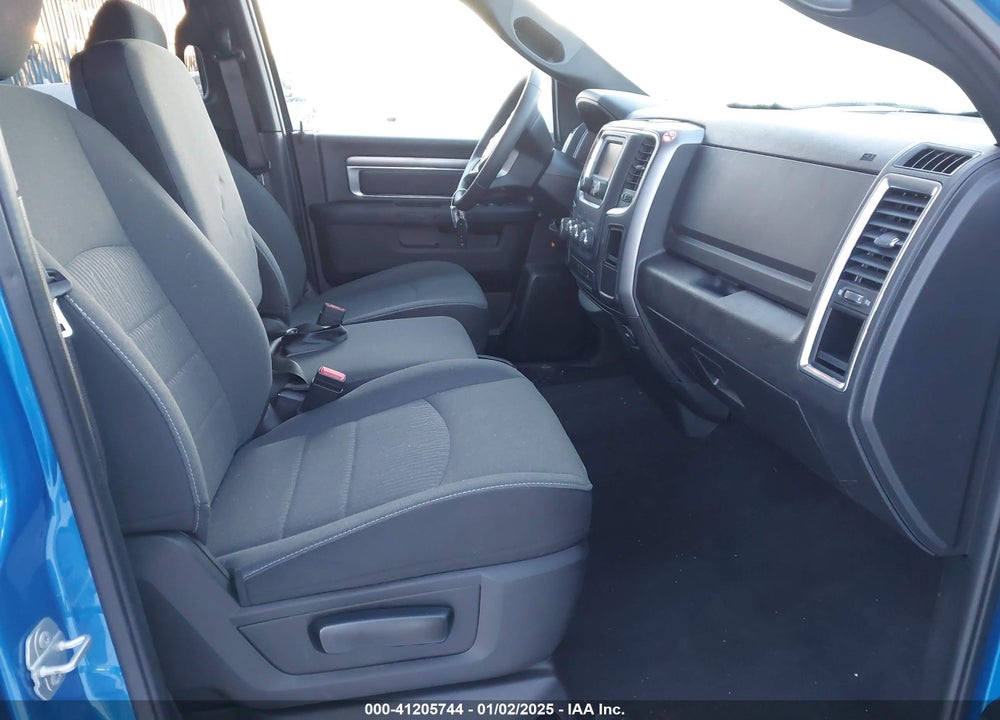 2024 RAM 1500 CLASSIC WARLOCK 4X4 5'7 BOX VIN: 1C6RR7LG4RS149132