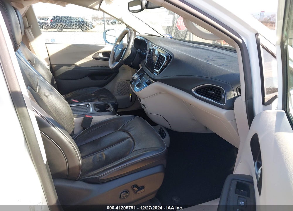 2018 CHRYSLER PACIFICA LIMITED VIN: 2C4RC1GG0JR245797