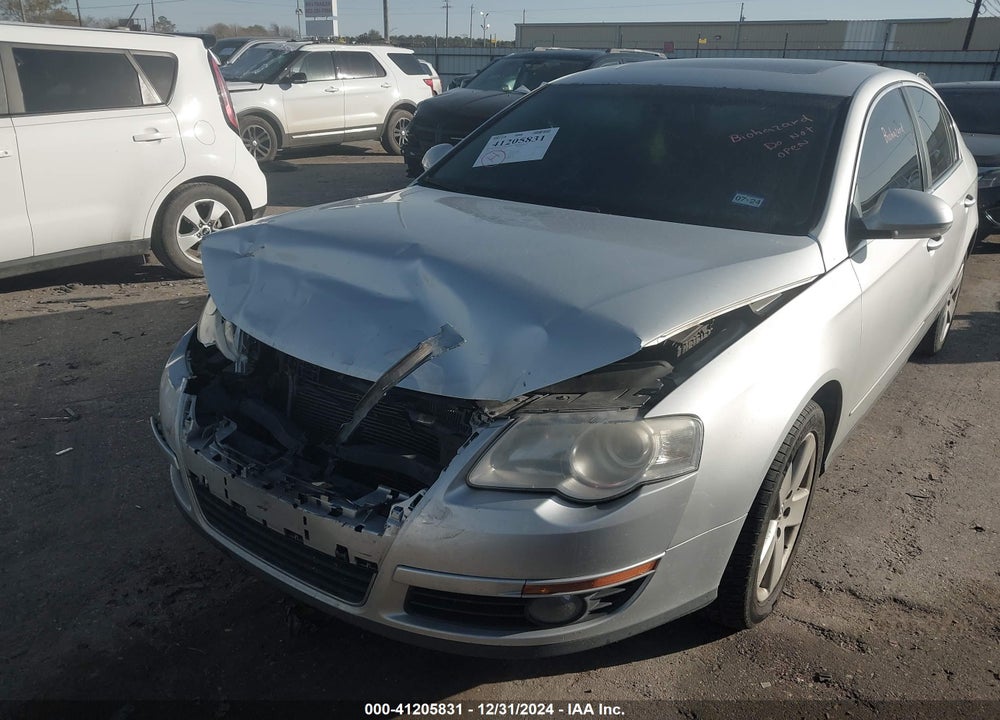 2009 VOLKSWAGEN PASSAT KOMFORT VIN: WVWJK73C69P042027