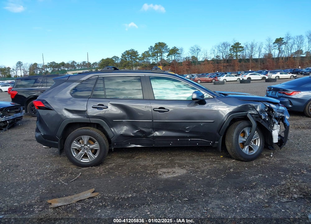 2024 TOYOTA RAV4 XLE VIN: 2T3P1RFV4RC456354