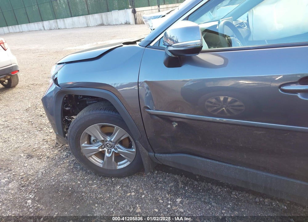 2024 TOYOTA RAV4 XLE VIN: 2T3P1RFV4RC456354