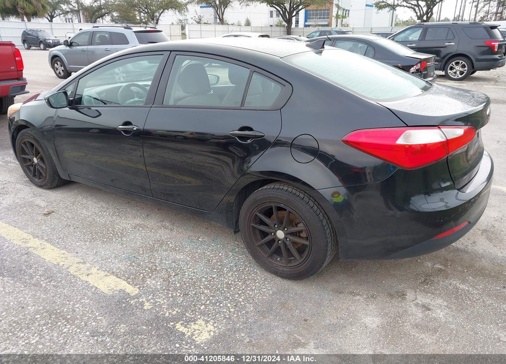 2015 KIA FORTE LX VIN: KNAFK4A64F5284062