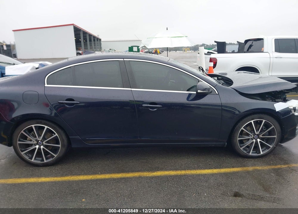 2016 VOLVO S60 T5 DRIVE-E PREMIER VIN: YV126MFK5G2408882