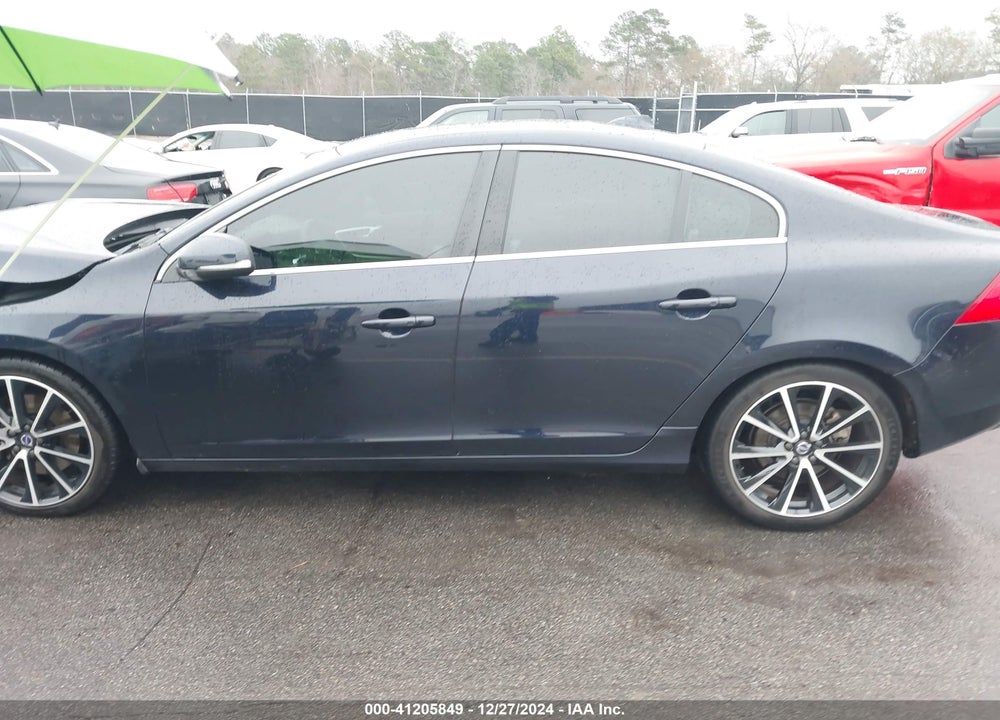 2016 VOLVO S60 T5 DRIVE-E PREMIER VIN: YV126MFK5G2408882