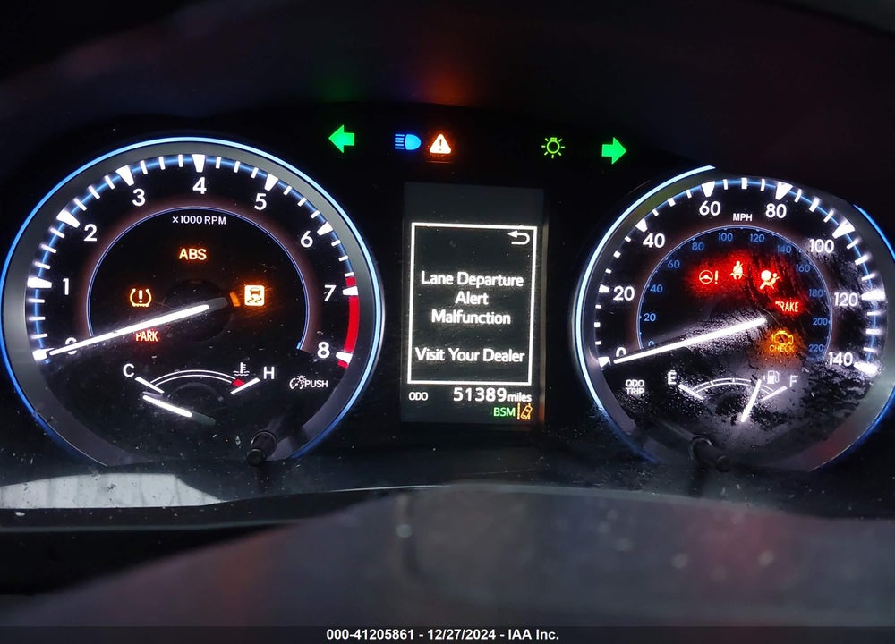 2019 TOYOTA HIGHLANDER XLE VIN: 5TDJZRFH3KS563801