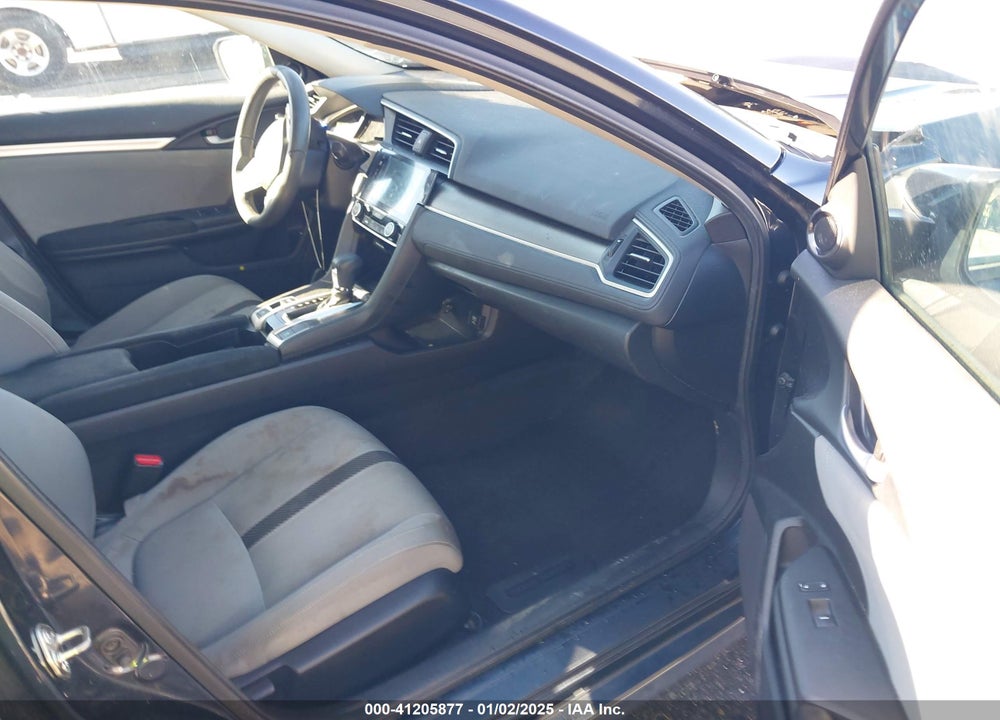2018 HONDA CIVIC VIN: 2HGFC2F74JH567103
