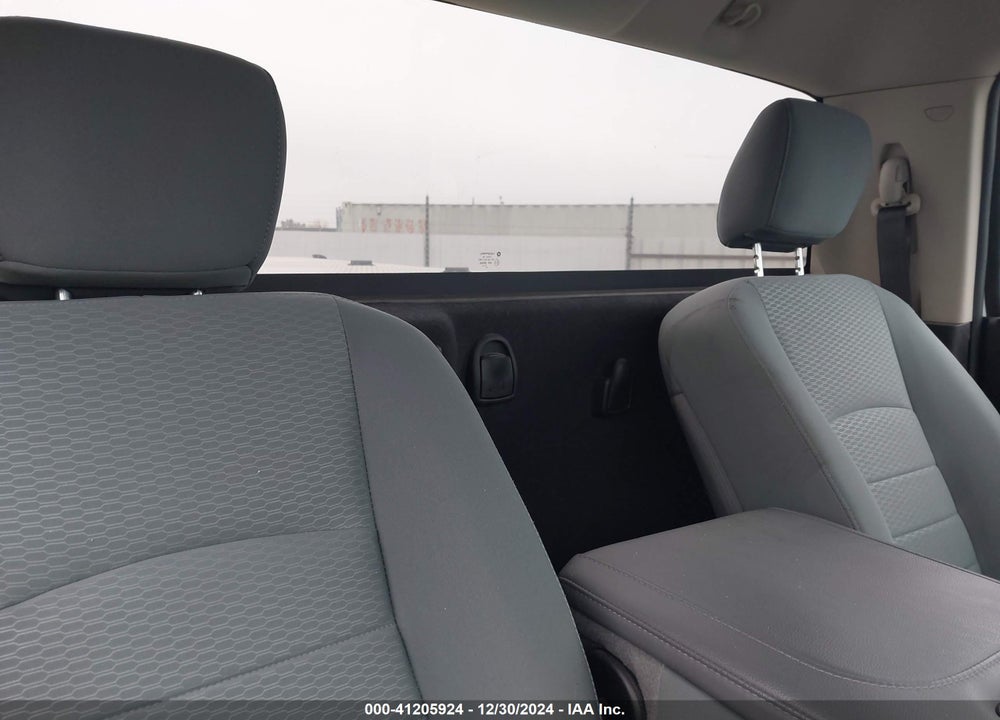 2019 RAM 1500 CLASSIC VIN: 3C6JR6DG1KG512277