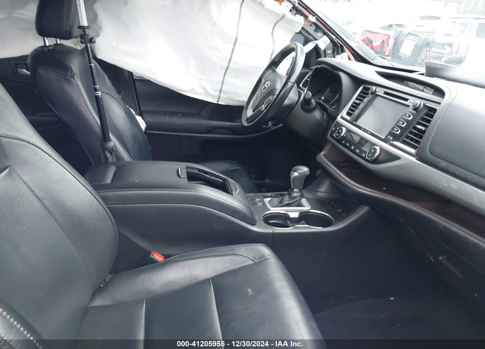 2017 TOYOTA HIGHLANDER VIN: 5TDJZRFH5HS440414