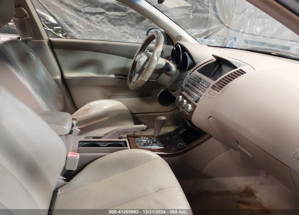 2005 NISSAN ALTIMA 3.5 SL VIN: 1N4BL11E85N928820