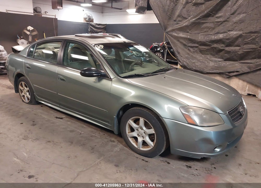2005 NISSAN ALTIMA 3.5 SL VIN: 1N4BL11E85N928820