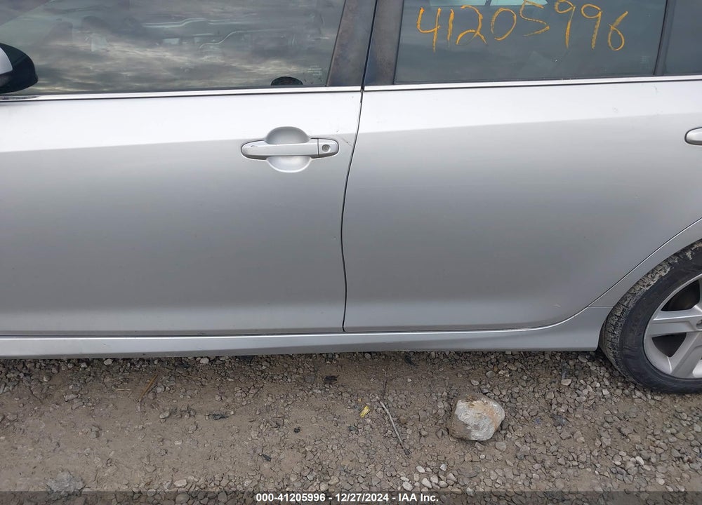 2014 TOYOTA CAMRY SE VIN: 4T1BF1FK9EU807165