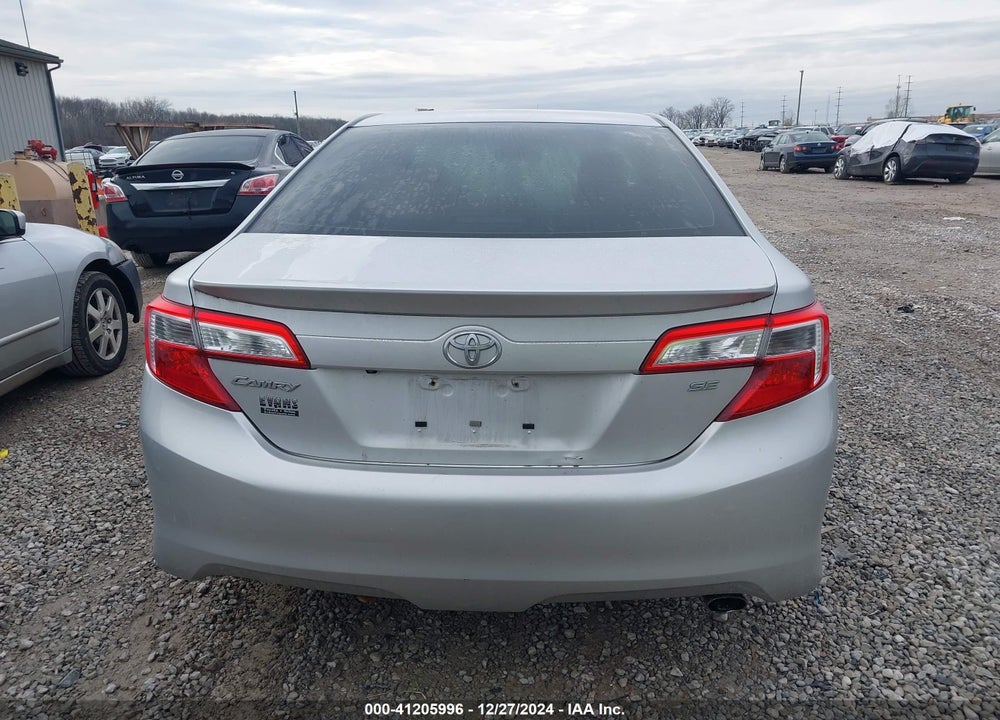 2014 TOYOTA CAMRY SE VIN: 4T1BF1FK9EU807165