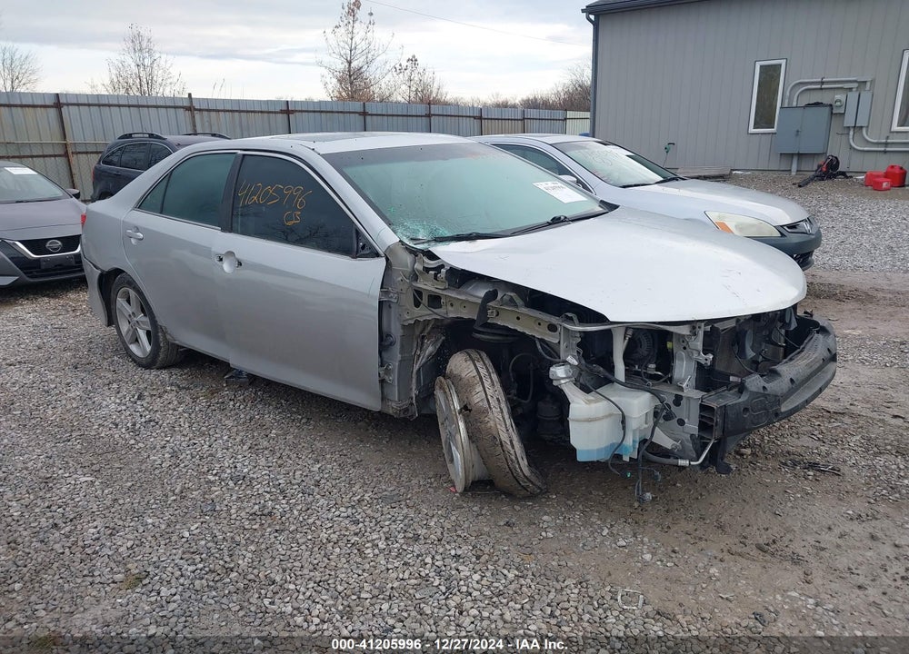 2014 TOYOTA CAMRY SE VIN: 4T1BF1FK9EU807165