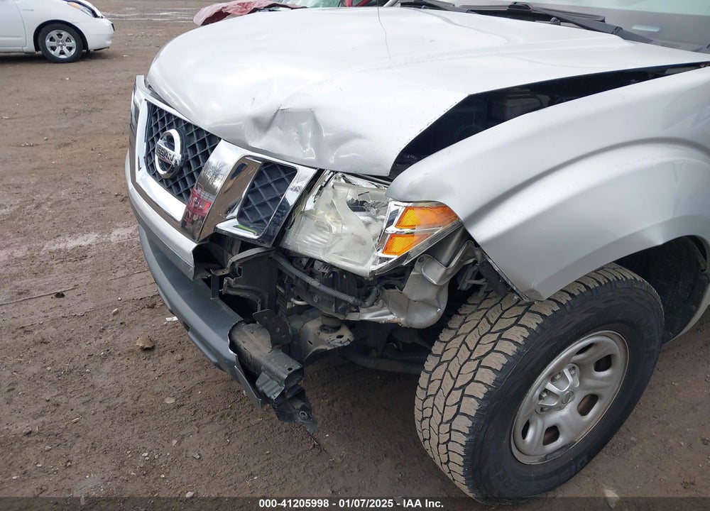2015 NISSAN FRONTIER VIN: 1N6BD0CT3FN725197