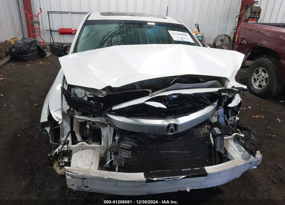 2013 ACURA ILX 2.0L VIN: 19VDE1F5XDE008351