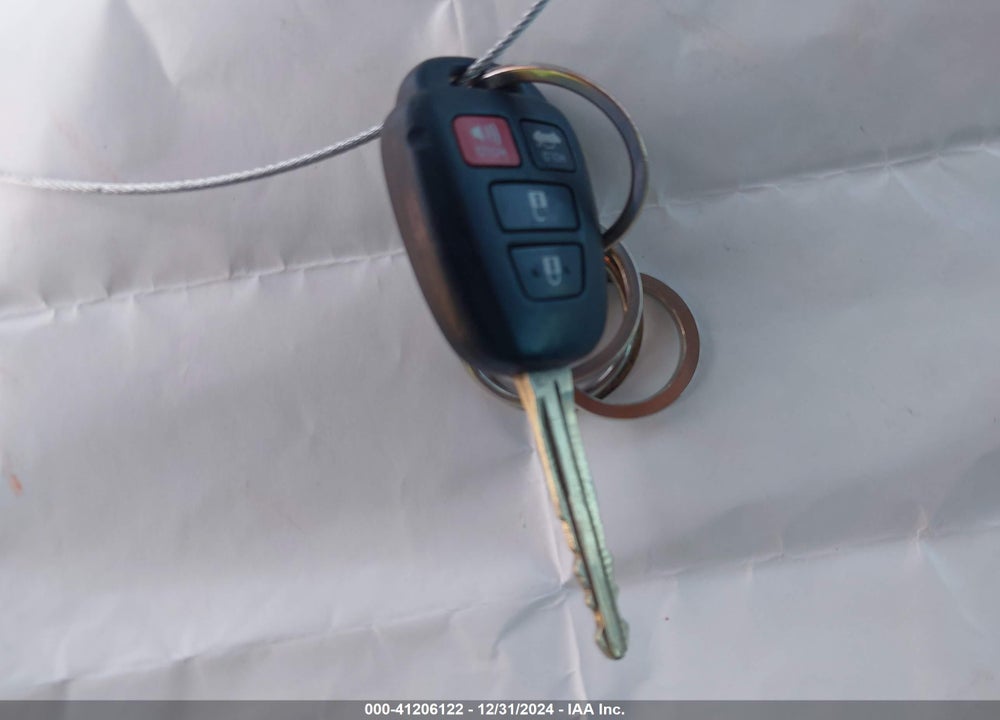 2015 TOYOTA COROLLA VIN: 5YFBURHE1FP295660