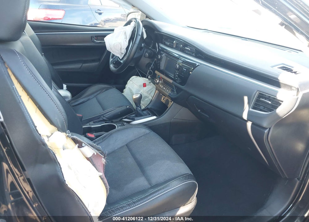 2015 TOYOTA COROLLA VIN: 5YFBURHE1FP295660