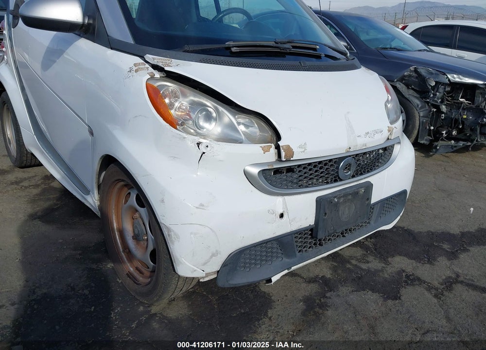 2015 SMART FORTWO PASSION/PURE VIN: WMEEJ3BA1FK811668
